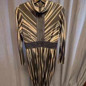 VENUS Elegant Black and Gold Long Sleeve Dress